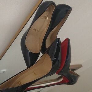 Christian louboutin red bottoms size 8 high heel pumps